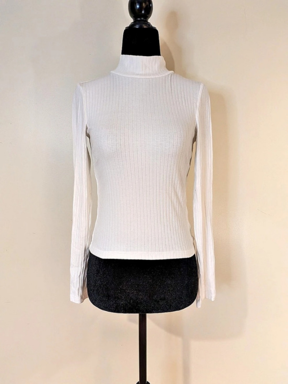GAP White Ribbed Turtleneck Long Sleeve Top XS Petite
